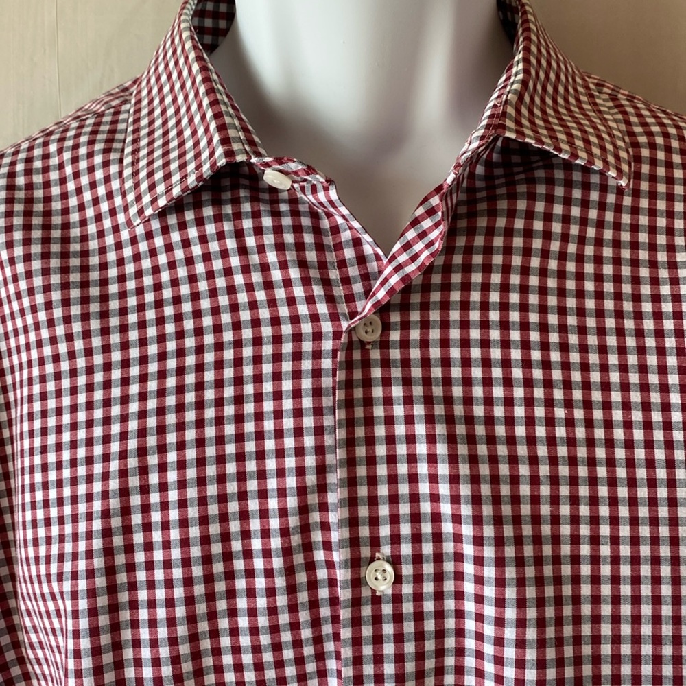 Dockers Mens' Large 16-16.5 (32/33) Red and Black Plaid Shirt